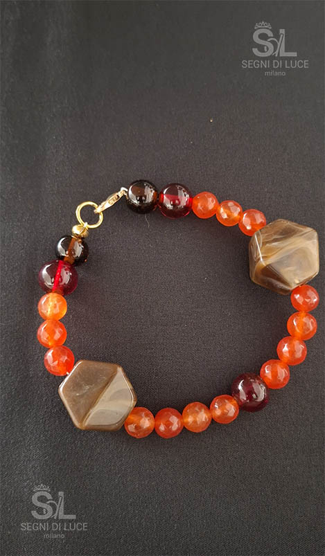 bracciale magnolia corallo rosso pietre marrone venato