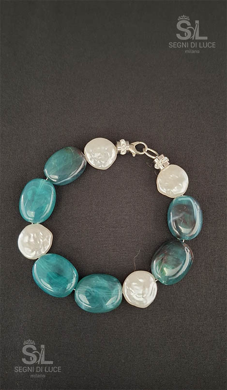 bracciale tulipano verde madreperla pietre resina